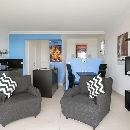 Apartment Charming Studio With A View On The Sea